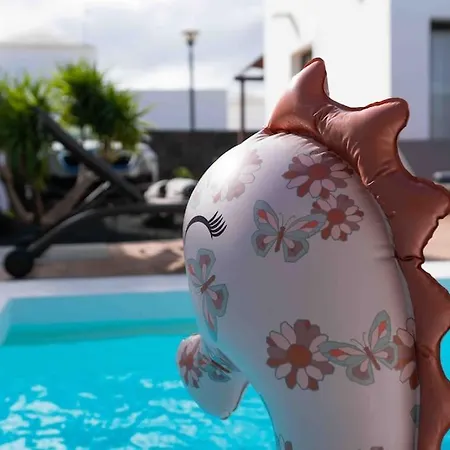 Luna Blanca - Modernes Mit Privat Pool & Wlan Hotel